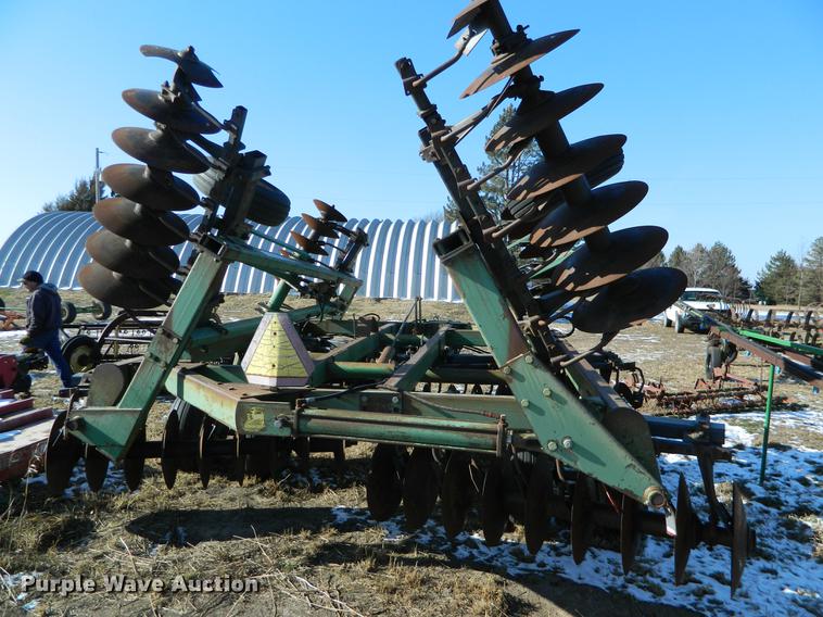 image for item DB6725 John Deere disk