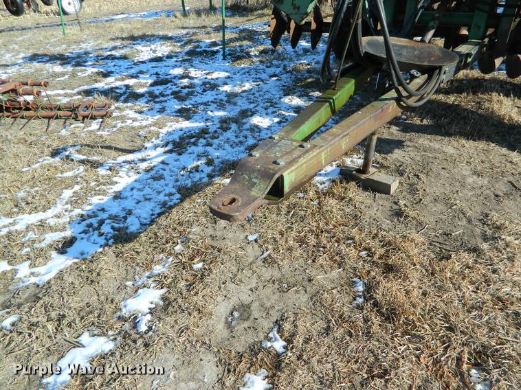 image for item DB6725 John Deere disk