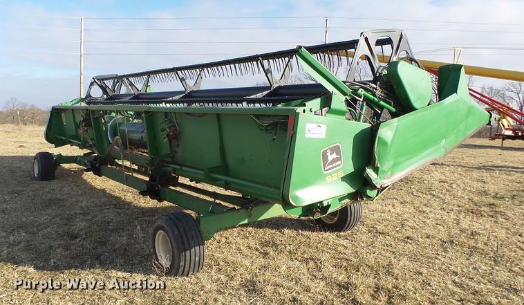 image for item DB7315 1995 John Deere 925 flex head