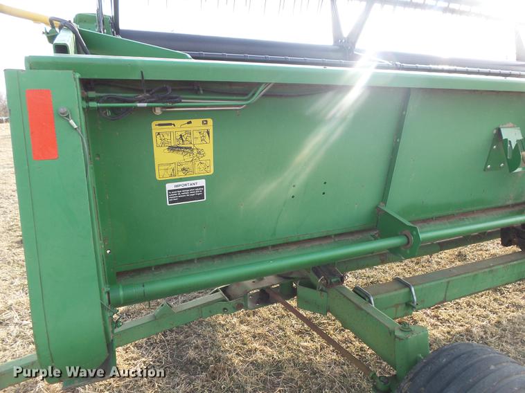 image for item DB7315 1995 John Deere 925 flex head