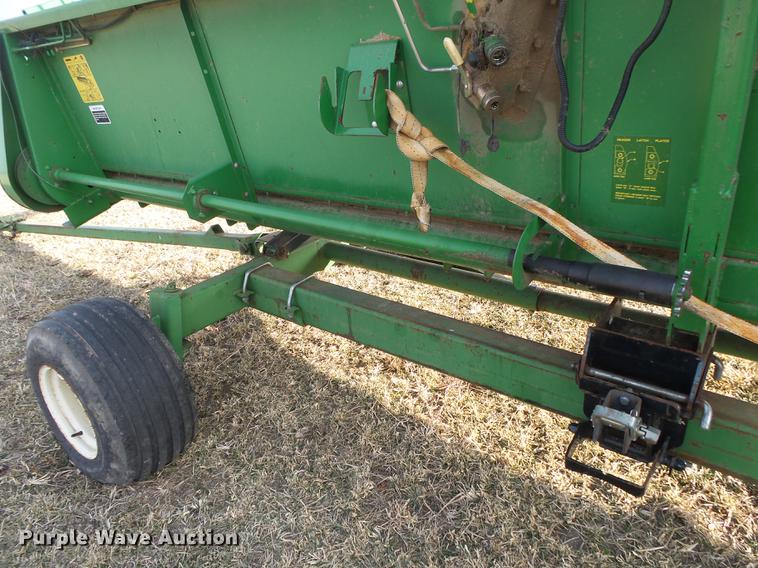 image for item DB7315 1995 John Deere 925 flex head