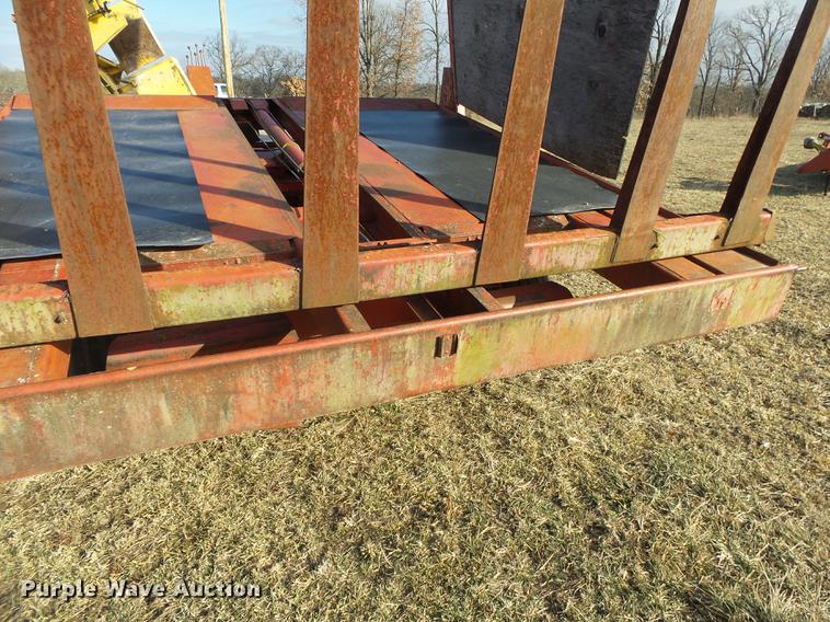 image for item DB7317 New Holland Stackliner 1034 bale stacker