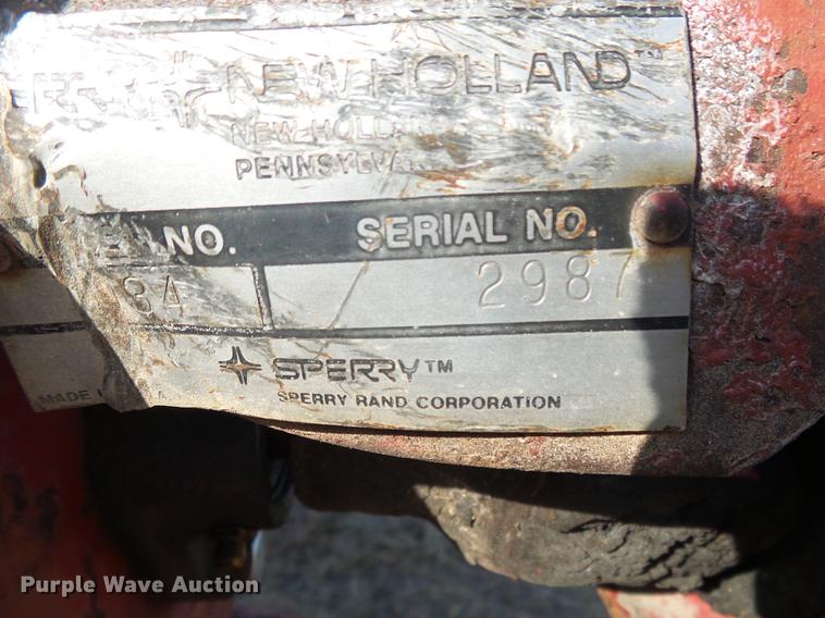 image for item DB7317 New Holland Stackliner 1034 bale stacker