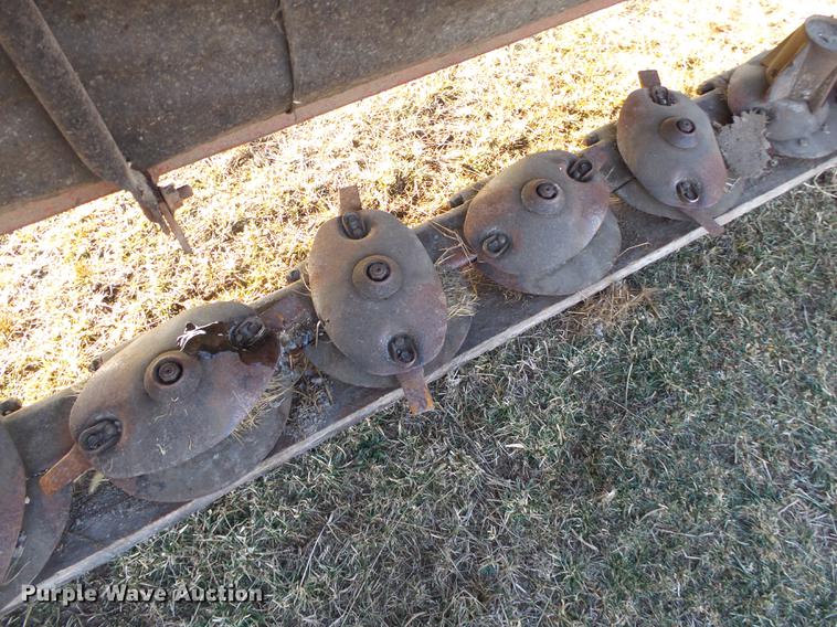 image for item DB7318 New Idea 5410 disc mower