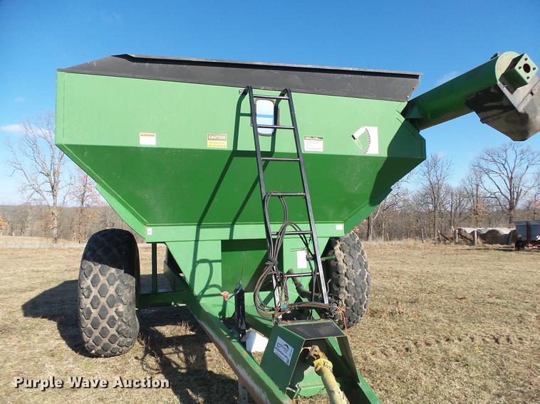 image for item DB7321 Unverferth Brent 420 grain cart