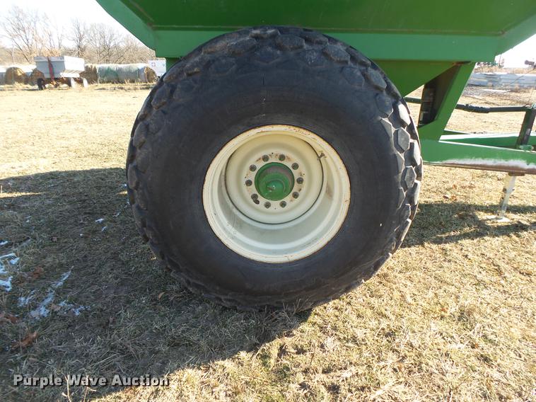 image for item DB7321 Unverferth Brent 420 grain cart