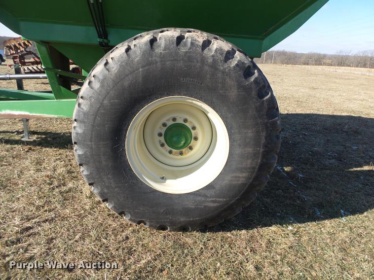 image for item DB7321 Unverferth Brent 420 grain cart