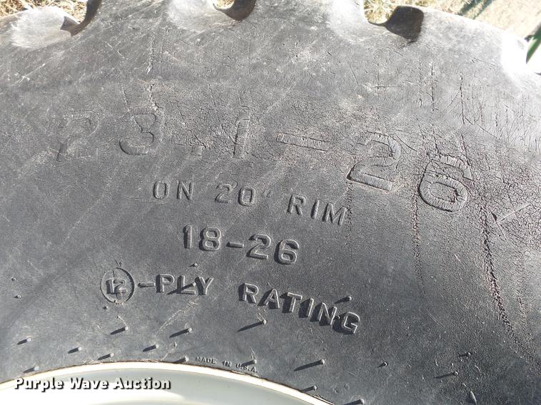 image for item DB7321 Unverferth Brent 420 grain cart