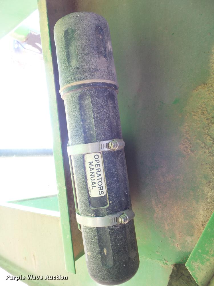 image for item DB7321 Unverferth Brent 420 grain cart