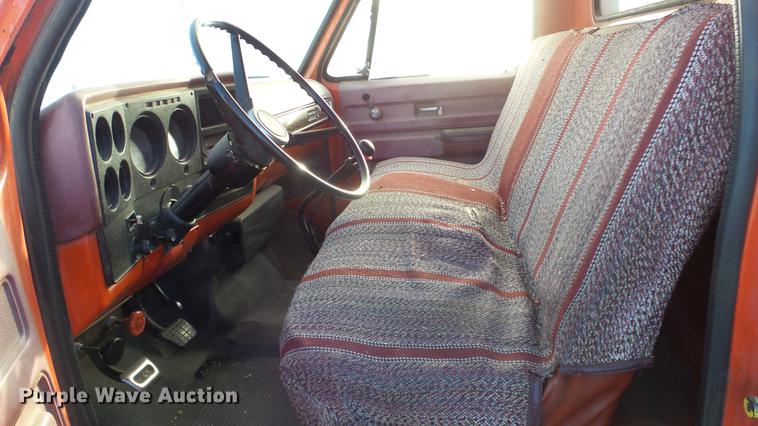 image for item DC0511 1976 Chevrolet C65 grain truck