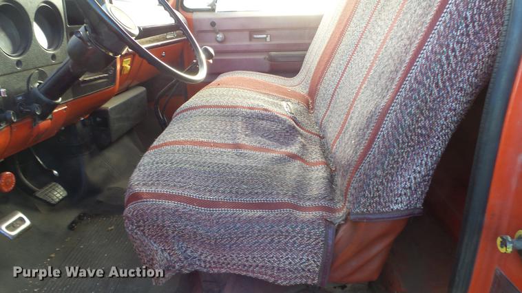 image for item DC0511 1976 Chevrolet C65 grain truck