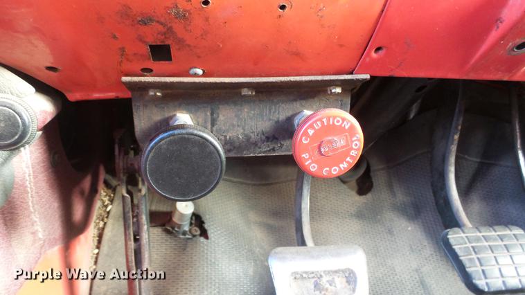 image for item DC0511 1976 Chevrolet C65 grain truck