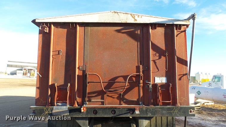 image for item DC0511 1976 Chevrolet C65 grain truck