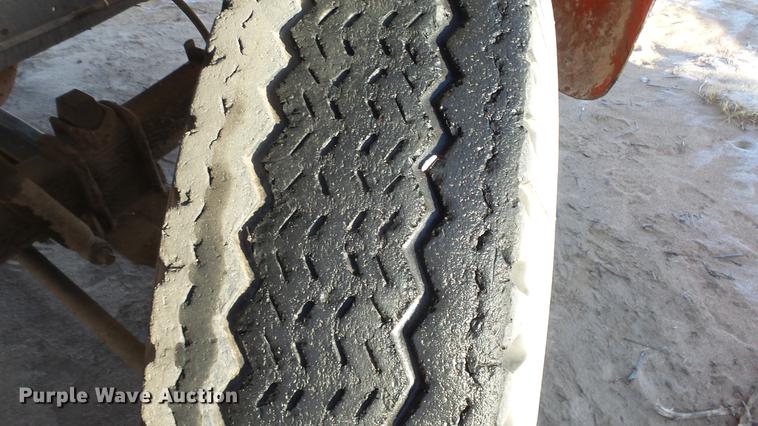 image for item DC0511 1976 Chevrolet C65 grain truck