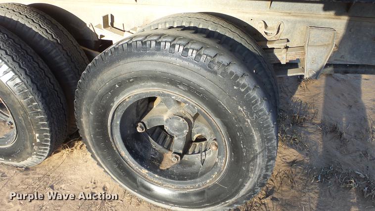 image for item DC0511 1976 Chevrolet C65 grain truck