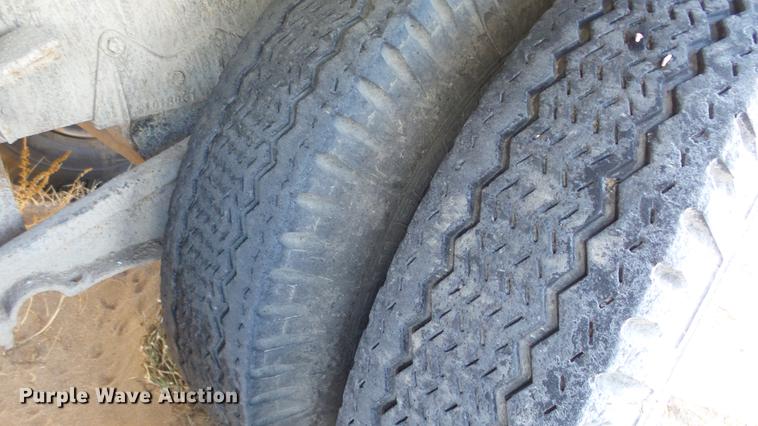 image for item DC0511 1976 Chevrolet C65 grain truck