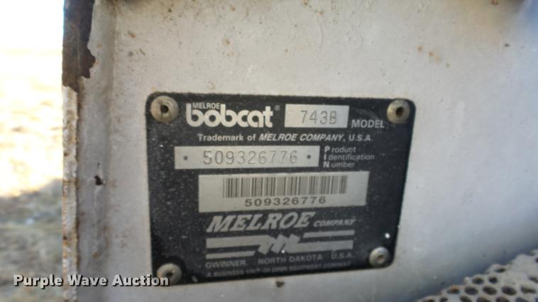 image for item DC0527 1994 Bobcat 743B skid steer