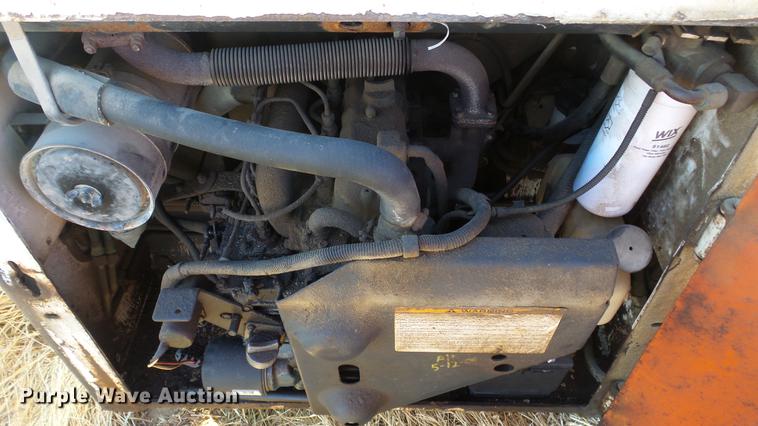 image for item DC0527 1994 Bobcat 743B skid steer