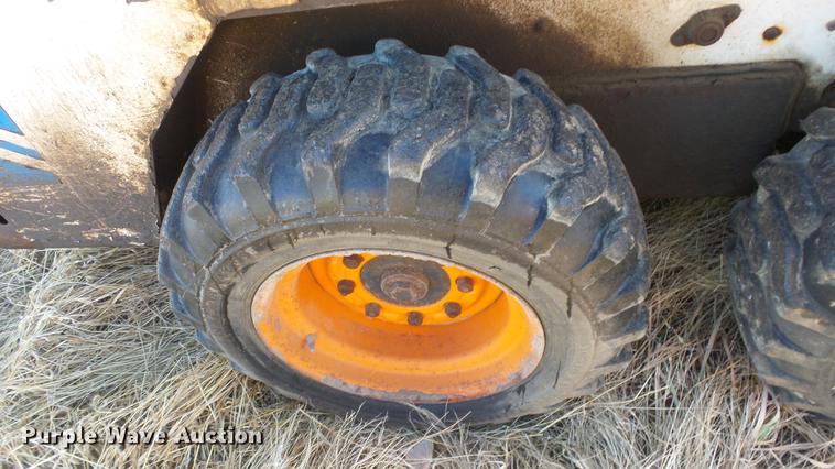 image for item DC0527 1994 Bobcat 743B skid steer