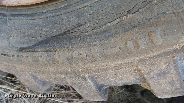 image for item DC0527 1994 Bobcat 743B skid steer