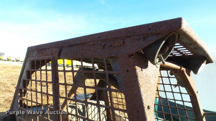 image for item DC0527 1994 Bobcat 743B skid steer