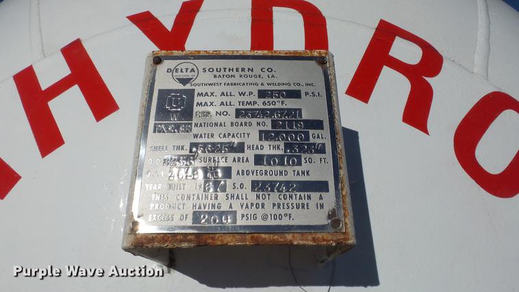 image for item DC0529 Delta Southern anhydrous ammonia tank