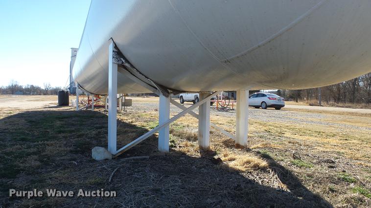 image for item DC0529 Delta Southern anhydrous ammonia tank