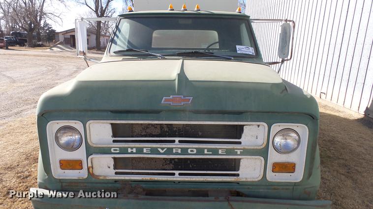 image for item DC0537 1968 Chevrolet 50 feed mixer truck