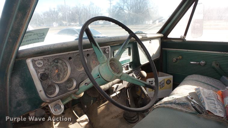 image for item DC0537 1968 Chevrolet 50 feed mixer truck