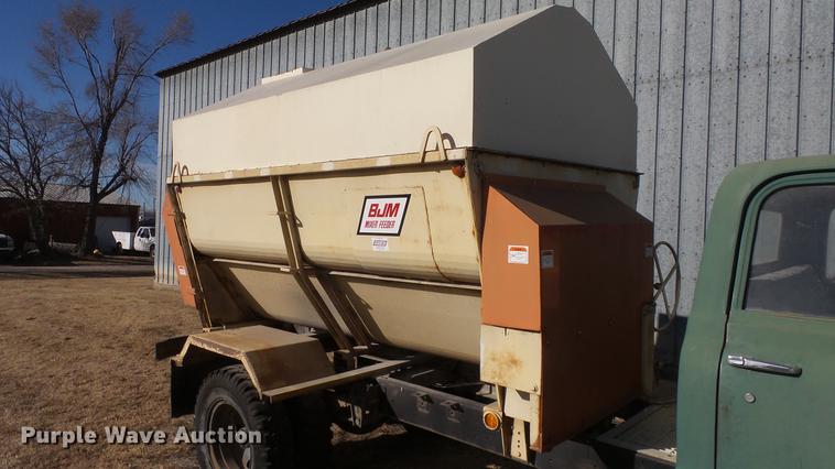 image for item DC0537 1968 Chevrolet 50 feed mixer truck