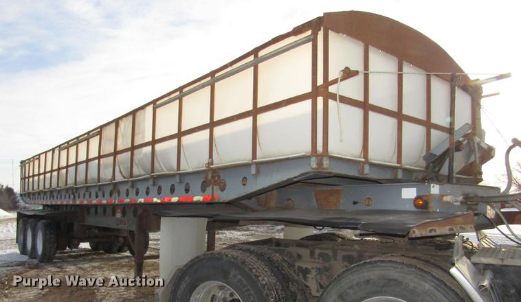 image for item DD2941 2000 Smithco 3003BH side dump trailer
