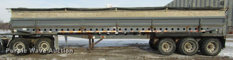 image for item DD2941 2000 Smithco 3003BH side dump trailer
