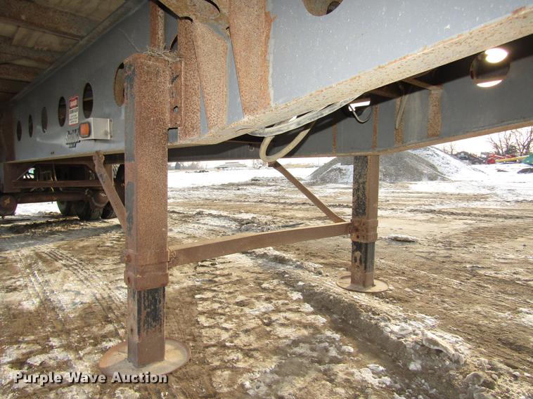 image for item DD2941 2000 Smithco 3003BH side dump trailer