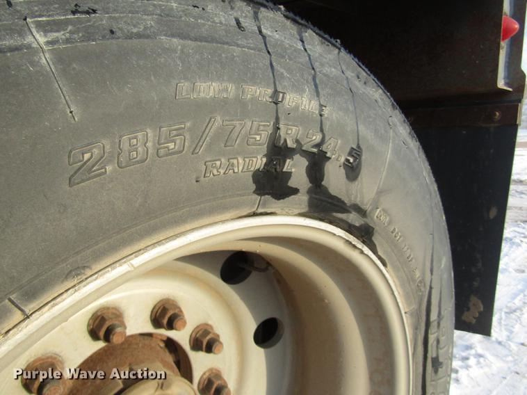 image for item DD2941 2000 Smithco 3003BH side dump trailer