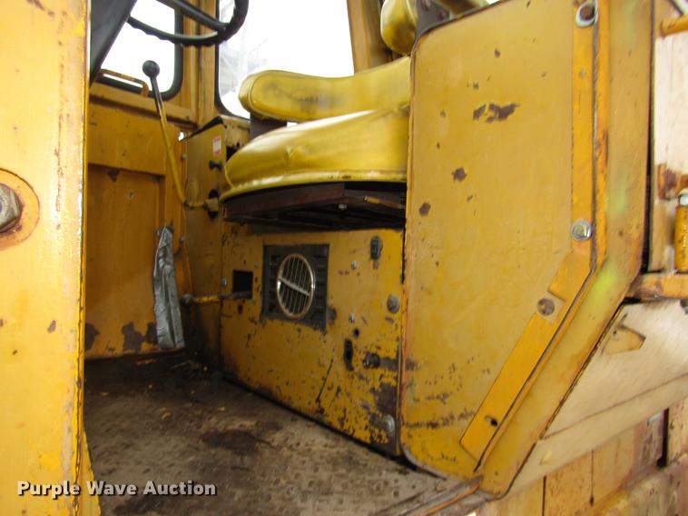 image for item DD2946 John Deere 544H wheel loader