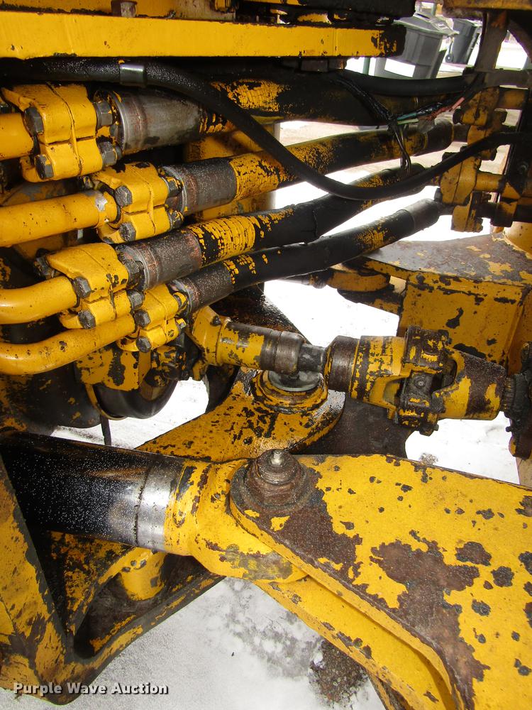 image for item DD2946 John Deere 544H wheel loader