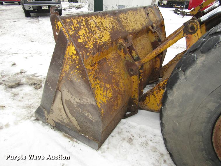 image for item DD2946 John Deere 544H wheel loader
