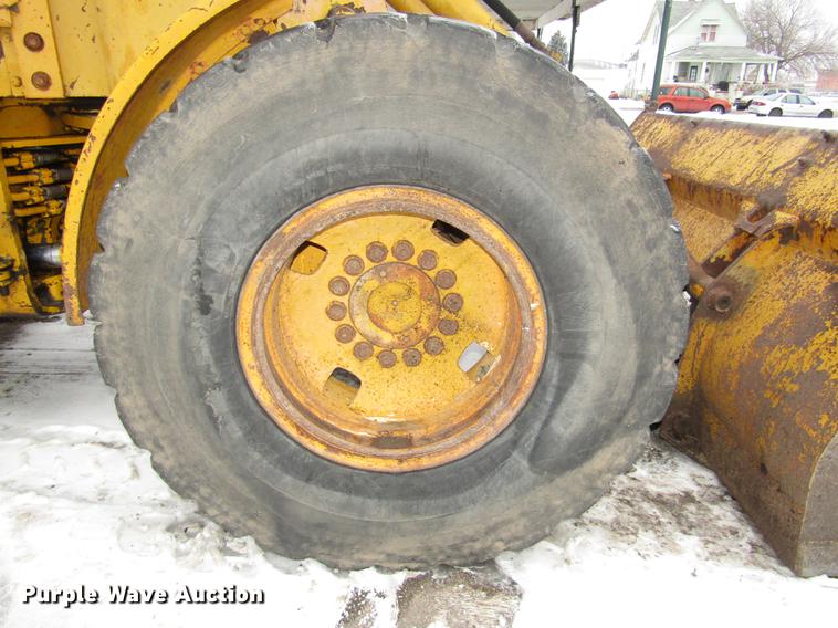 image for item DD2946 John Deere 544H wheel loader