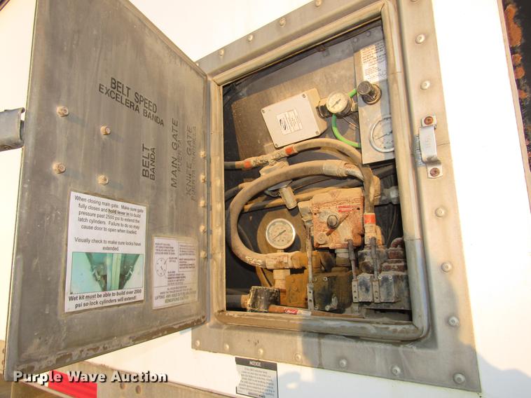 image for item DD2949 2009 Aulick Aluminator 9-75 live bottom trailer