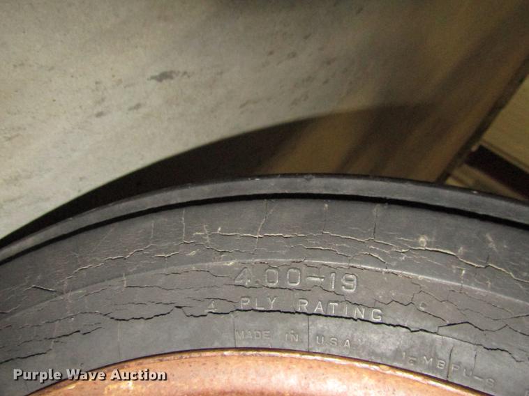 image for item DD2952 Ford Ferguson System tractor