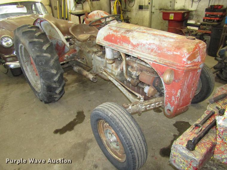 image for item DD2953 Ford Ferguson System tractor
