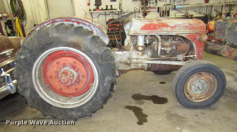 image for item DD2953 Ford Ferguson System tractor