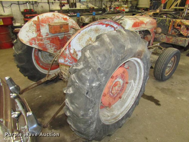 image for item DD2953 Ford Ferguson System tractor