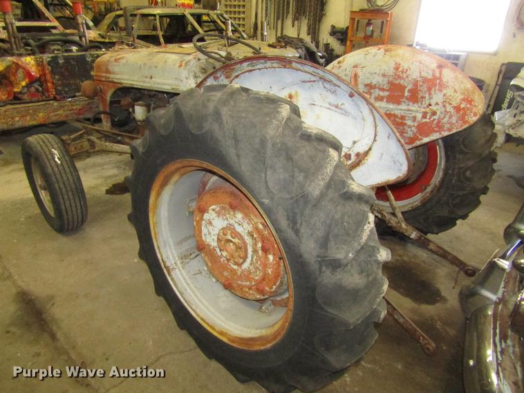 image for item DD2953 Ford Ferguson System tractor