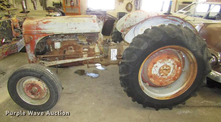 image for item DD2953 Ford Ferguson System tractor