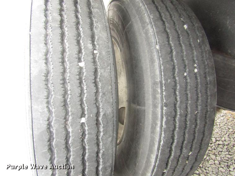 image for item DD2954 2012 Timpte Super Hopper double hopper bottom grain trailer