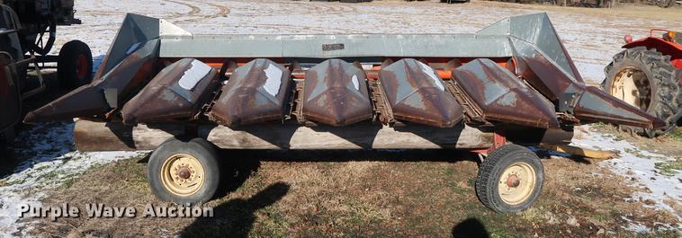 image for item DD9533 Gleaner F2 combine