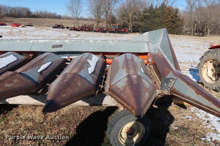 image for item DD9533 Gleaner F2 combine