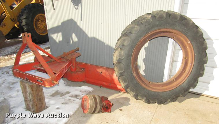 image for item DO9059 Tractor accessories