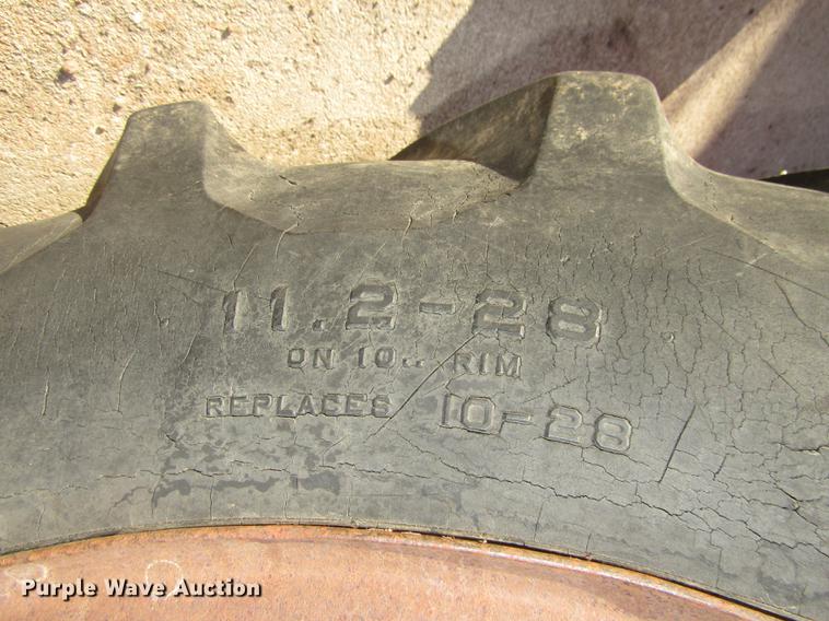 image for item DO9059 Tractor accessories